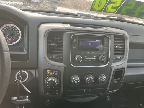 Used 2019 RAM 1500 Express image 18