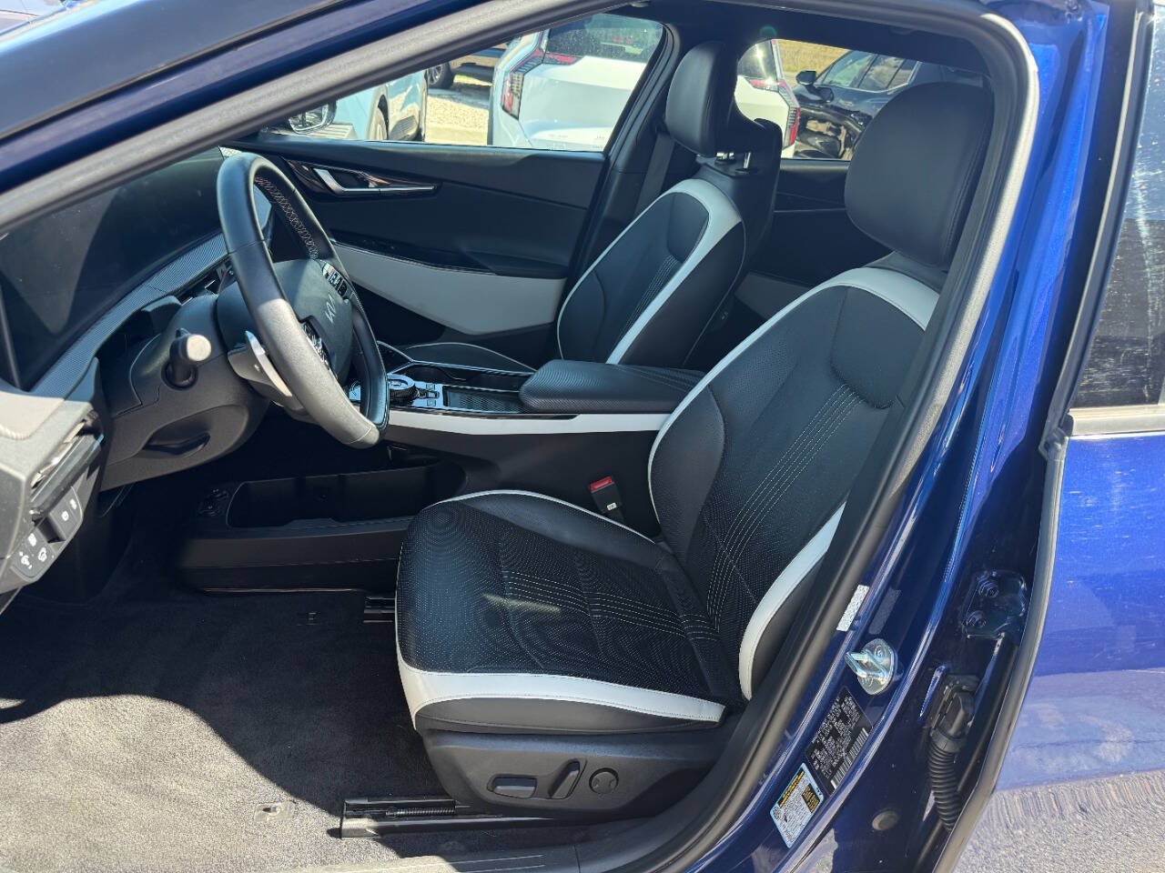 Used 2023 Kia EV6 GT-Line AWD/4WD image 3