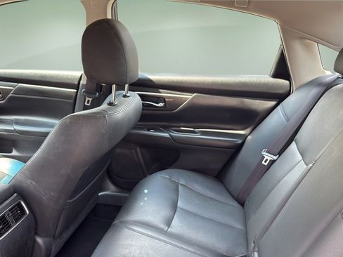 Used 2014 Nissan Altima 2.5 SL w/ Technology Package FWD image 16
