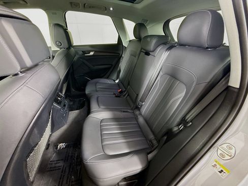 Certified 2023 Audi Q5 Premium w/ Convenience Package AWD/4WD image 20