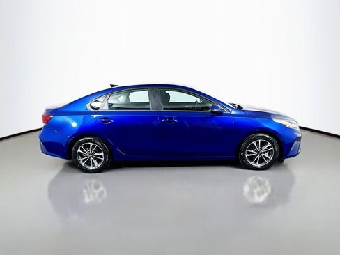 Used 2023 Kia Forte LXS w/ LXS Technology Package image 6