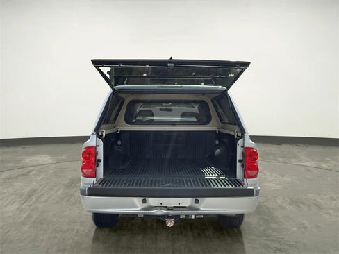 Used 2011 Dodge Dakota Big Horn image 9