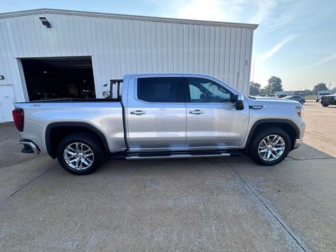 Used 2021 GMC Sierra 1500 SLT image 26