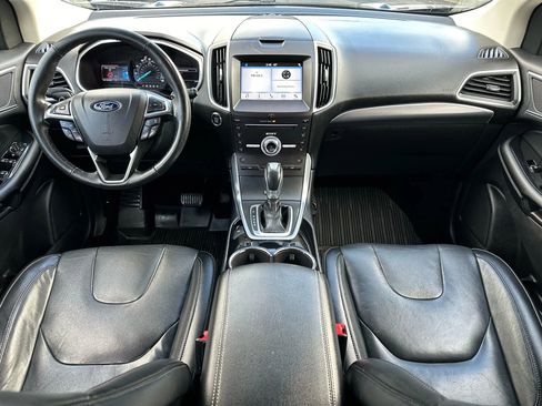 Used 2017 Ford Edge Titanium image 11