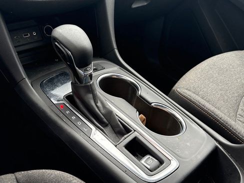 Used 2022 Chevrolet Equinox LT FWD image 22