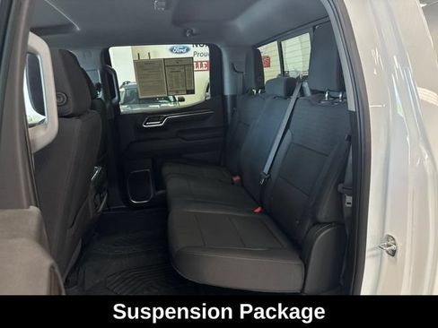 Used 2024 Chevrolet Silverado 1500 LT Trail Boss w/ Convenience Package II AWD/4WD image 5