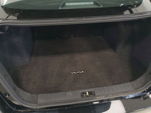 Used 2025 Nissan Versa SV image 26