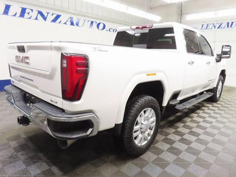 Used 2024 GMC Sierra 2500 SLT w/ SLT Premium Package image 4