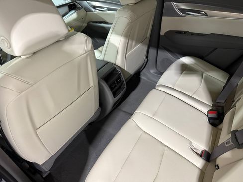 New 2026 Cadillac XT5 Premium Luxury FWD image 39