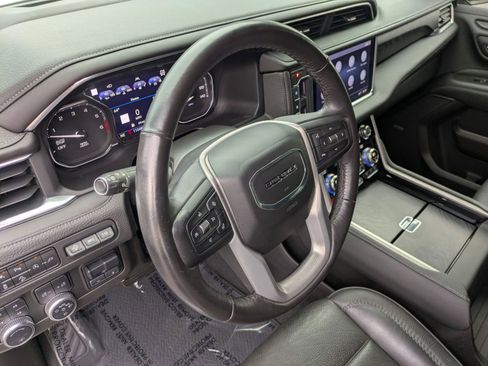Used 2021 GMC Yukon Denali w/ Denali Ultimate Package image 15