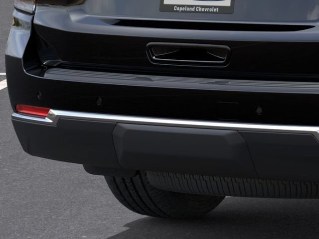 New 2026 Chevrolet Suburban LS w/ Max Trailering Package AWD/4WD image 15
