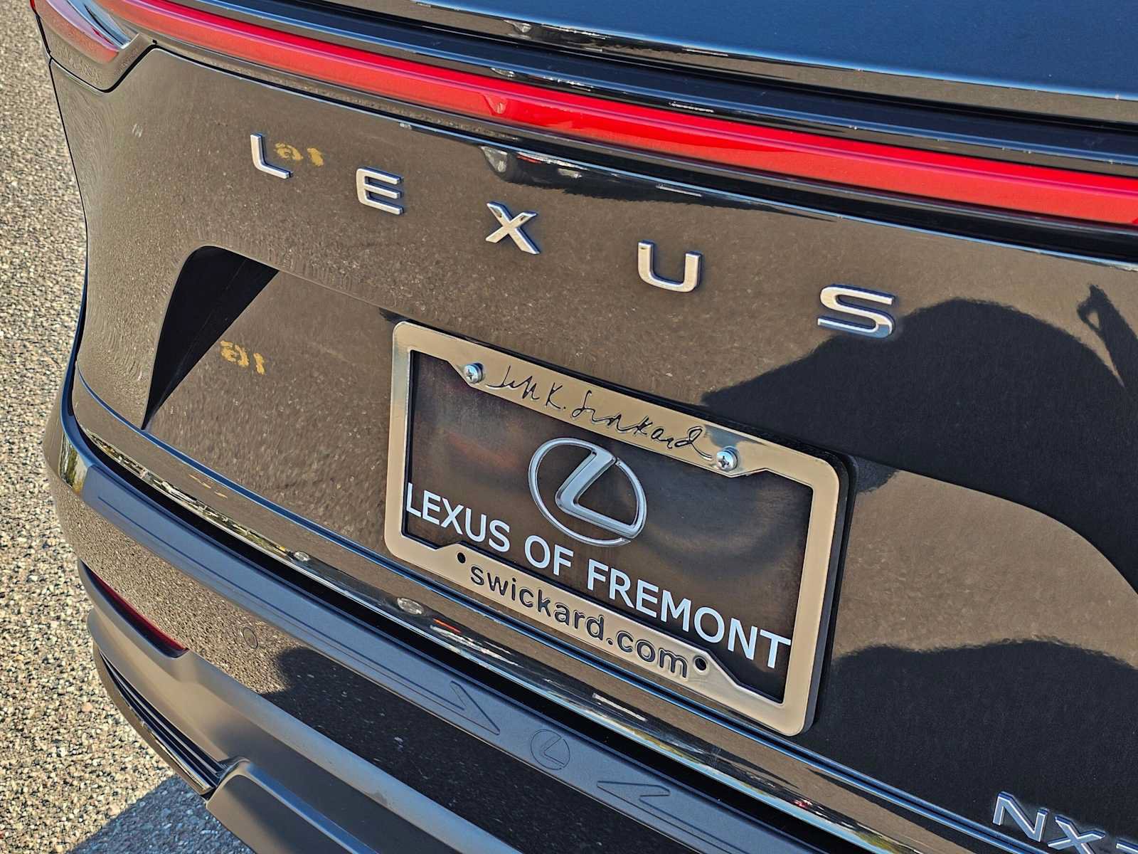 Used 2024 Lexus NX 350h AWD image 13