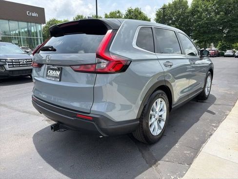 Used 2025 Honda CR-V EX image 9