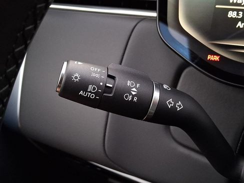 Used 2025 Land Rover Range Rover SE AWD/4WD image 20
