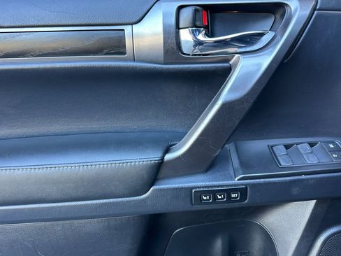 Used 2022 Lexus GX 460 w/ Black Line Special Edition AWD/4WD image 12