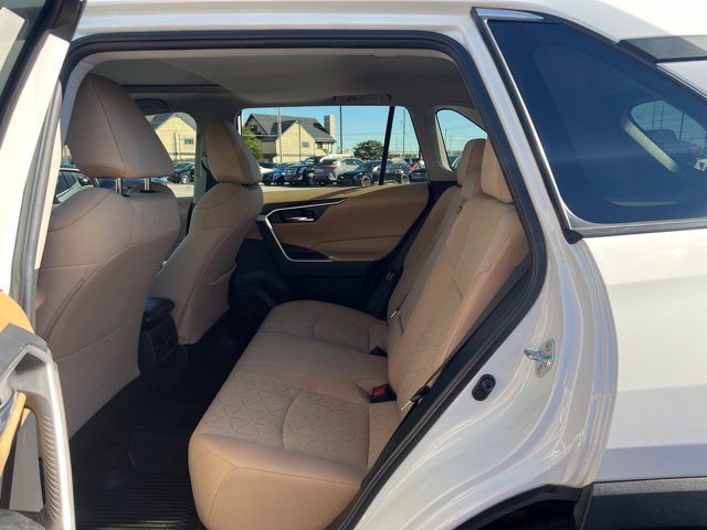 Used 2023 Toyota RAV4 XLE w/ Convenience Package FWD image 12
