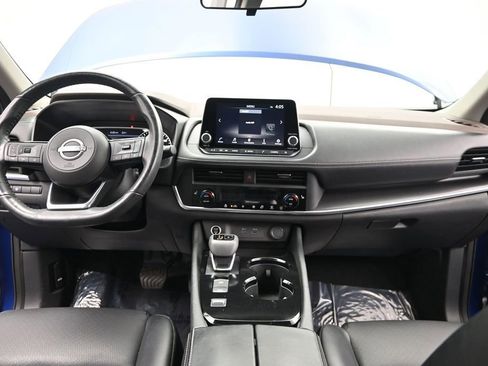 Used 2023 Nissan Rogue SV w/ SV Premium B Package FWD image 34