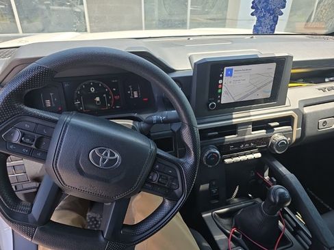 Used 2024 Toyota Tacoma SR AWD/4WD image 7