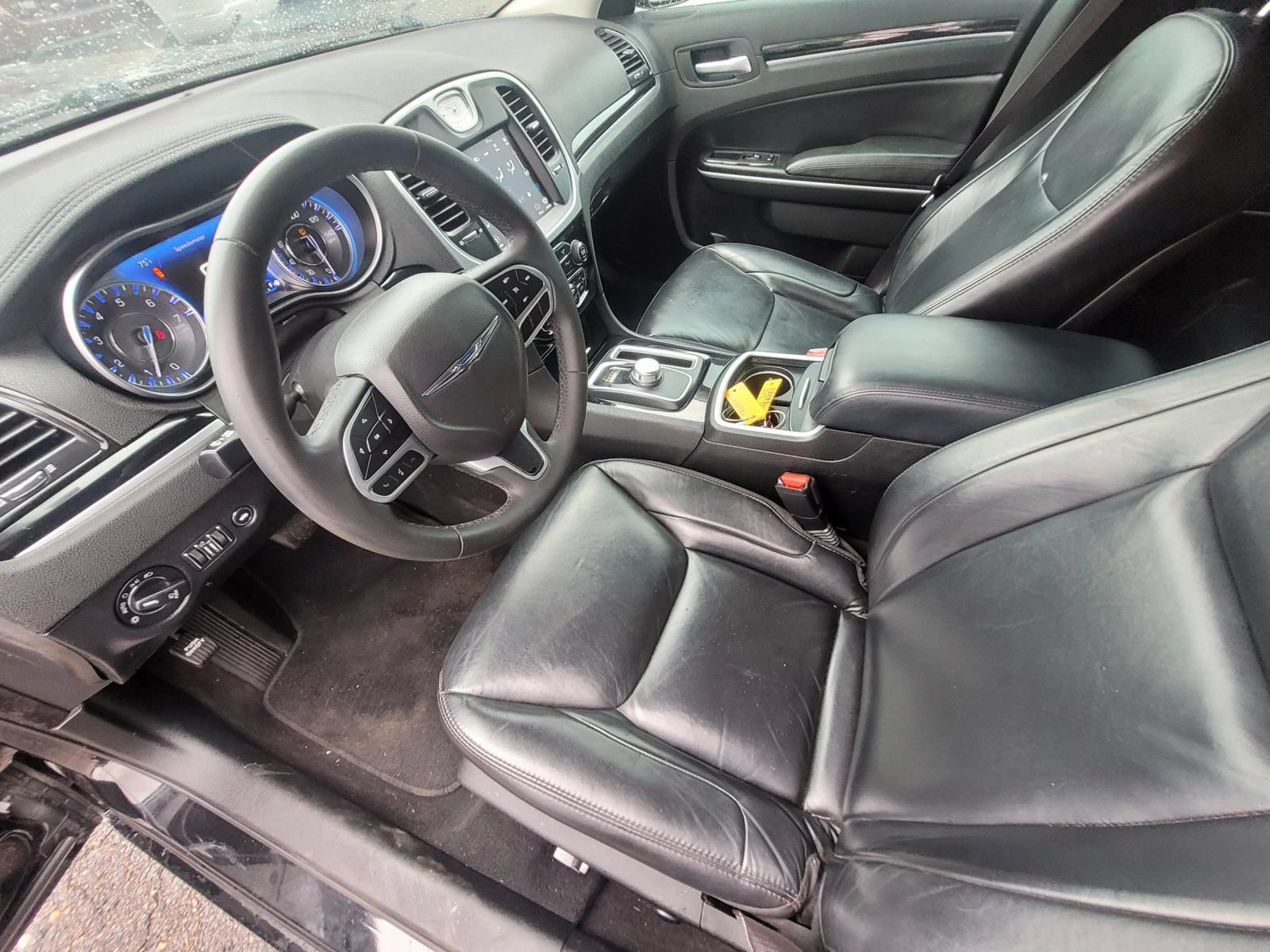 Used 2023 Chrysler 300 Touring L RWD image 23