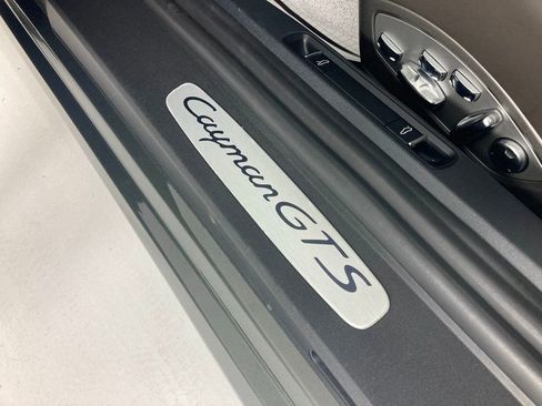 Certified 2025 Porsche 718 Cayman GT4 image 6