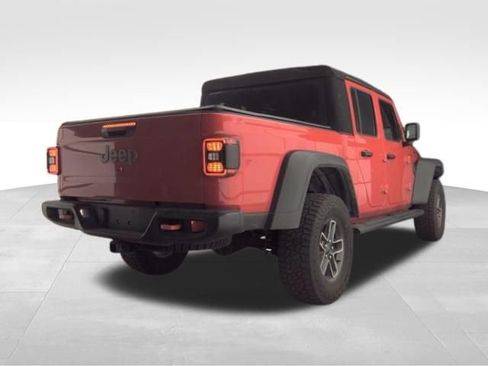 Used 2024 Jeep Gladiator Mojave w/ Convenience Group image 7