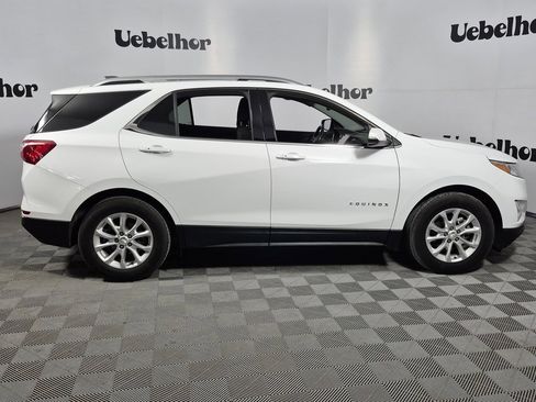 Used 2019 Chevrolet Equinox LT w/ Sun & Navigation Package image 8