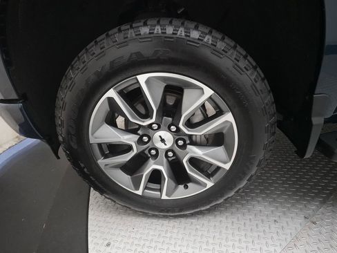 Certified 2022 Chevrolet Silverado 1500 RST image 26