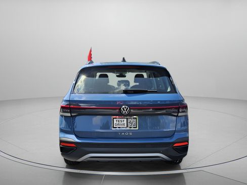 Used 2025 Volkswagen Taos S FWD image 4