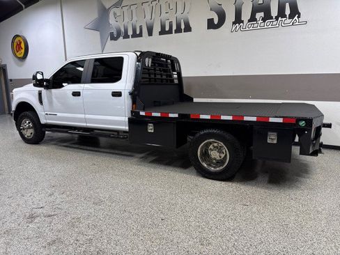 Used 2022 Ford F350 XL w/ Power Equipment Group image 6