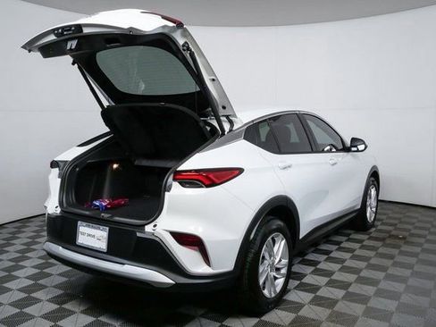 New 2026 Buick Envista Preferred w/ Convenience II Package image 25