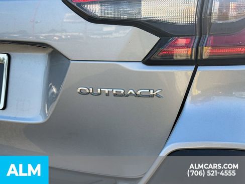Used 2020 Subaru Outback Limited w/ Popular Package #2 image 9
