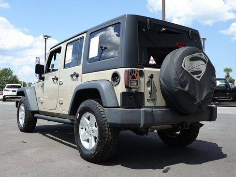 Used 2017 Jeep Wrangler Unlimited Sport w/ Quick Order Package 24S AWD/4WD image 8