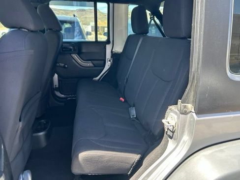 Used 2013 Jeep Wrangler Unlimited Sport AWD/4WD image 10