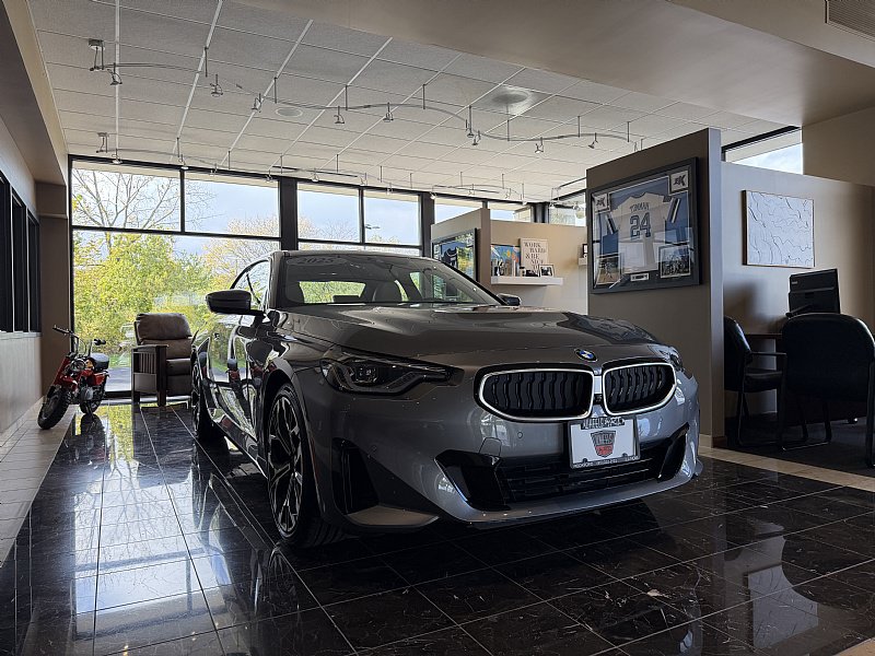 Used 2025 BMW 230i xDrive Coupe w/ M Sport Package AWD/4WD image 1