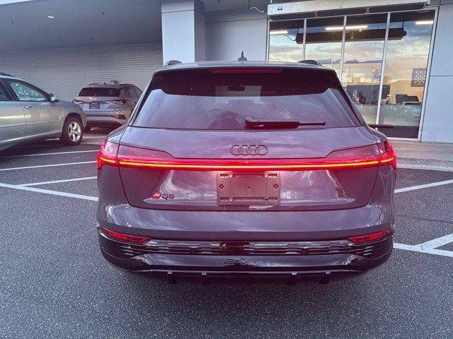 Certified 2024 Audi Q8 e-tron Prestige w/ Prestige Package AWD/4WD image 5