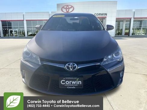 Used 2016 Toyota Camry SE image 8