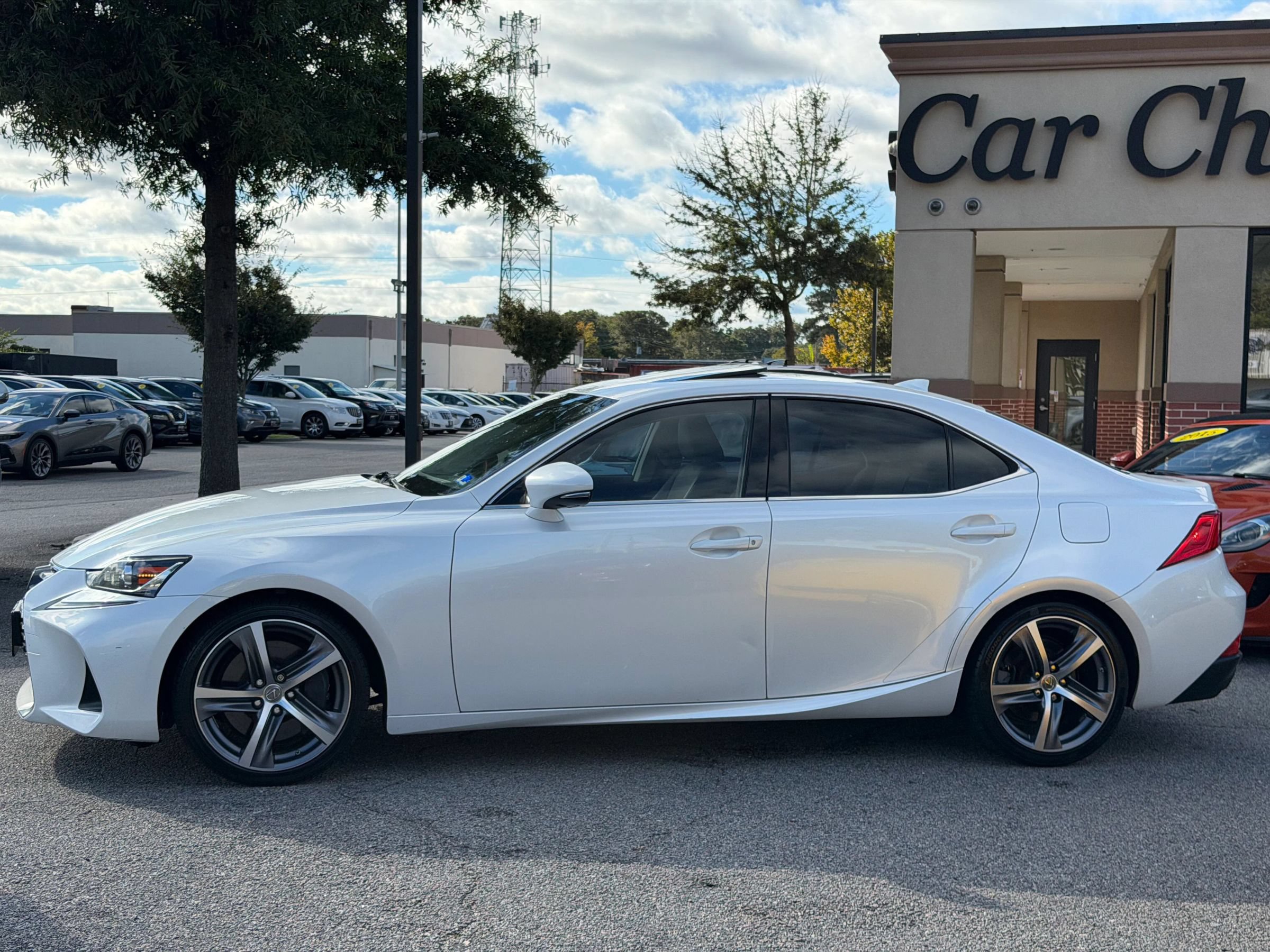 Used 2018 Lexus IS 300 AWD w/ Comfort Package image 12