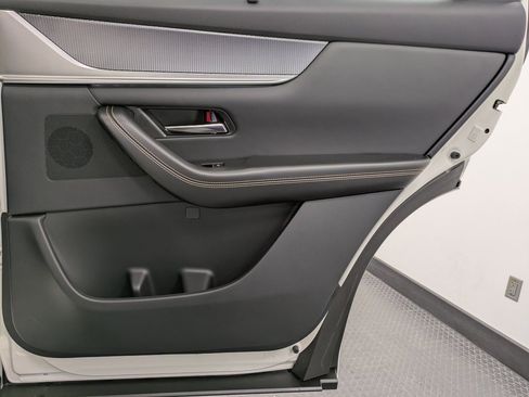 Certified 2025 MAZDA CX-70 3.3 Turbo S w/ Premium Package image 25