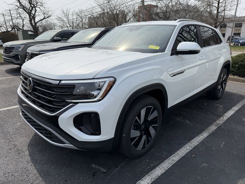 New 2026 Volkswagen Atlas Cross Sport SE AWD/4WD image 4