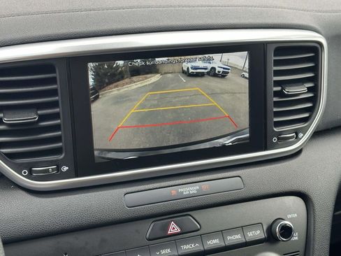 Used 2020 Kia Sportage LX w/ LX Popular Package image 23