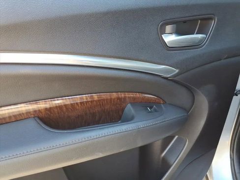 Used 2017 Acura MDX SH-AWD image 13