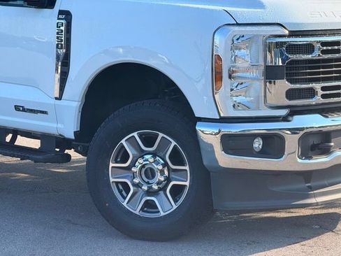 Used 2025 Ford F250 XLT AWD/4WD image 2