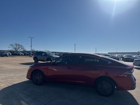 Certified 2026 Nissan Sentra SV image 13