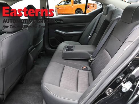 Used 2025 Nissan Altima 2.5 SV FWD image 21