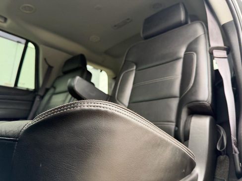 Used 2016 GMC Yukon Denali w/ Open Road Package image 10