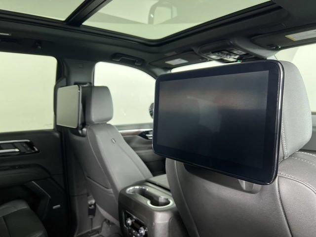 Used 2026 Chevrolet Tahoe Z71 AWD/4WD image 36