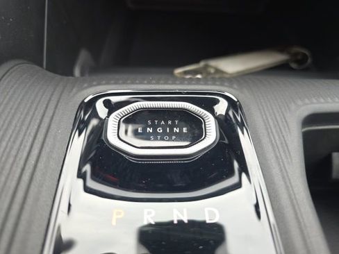 New 2026 Jeep Cherokee Laredo image 16