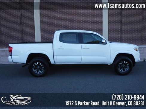 Used 2016 Toyota Tacoma SR image 24