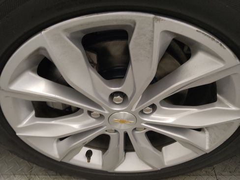 Used 2023 Chevrolet Malibu LT FWD image 31