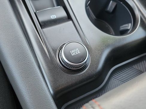 Certified 2025 Ford Explorer Active RWD image 30